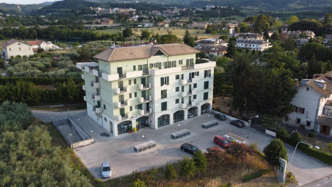 Hotel Clodi 阿斯科利皮切诺 外观 照片