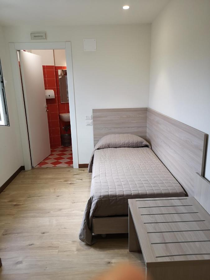 Hotel Clodi 阿斯科利皮切诺 外观 照片